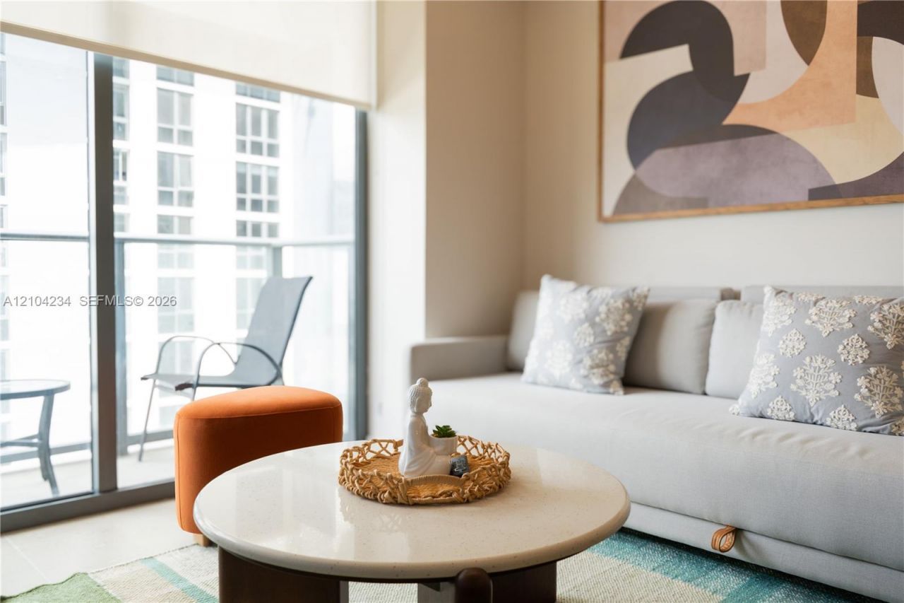 11 NE 6th St , Unit 513, Miami, FL 33132 Photo