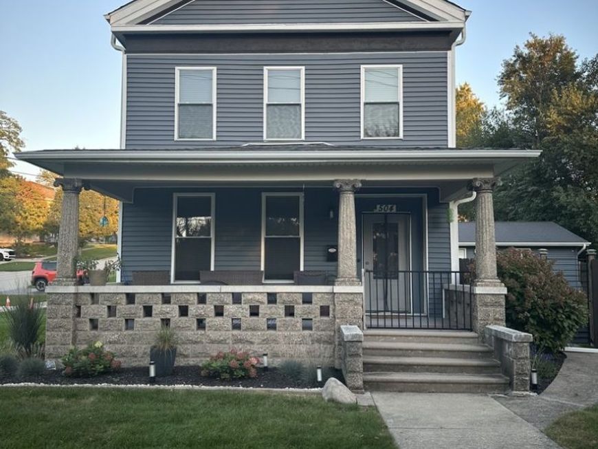 Main Photo