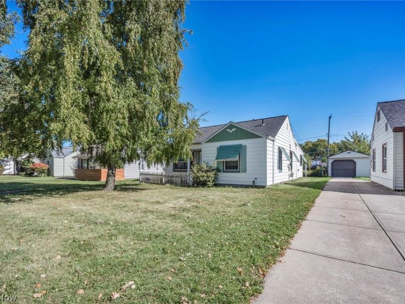 4497 W 145th Street, Cleveland, OH 44135 Photo 2
