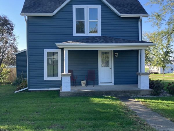 202 SE Kent Street, Greenfield, IA 50849