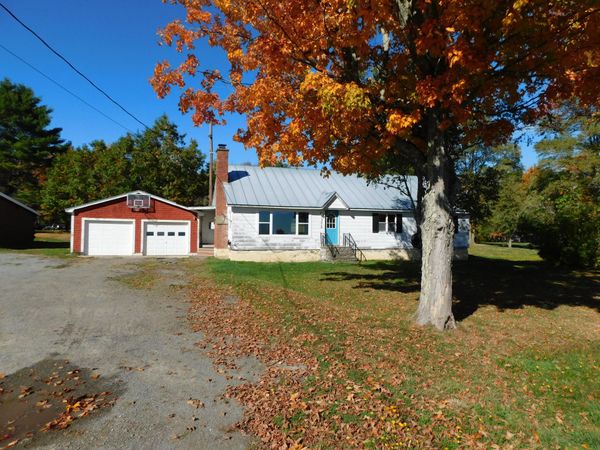 372 Wolfboro Road , Stetson, ME 04488