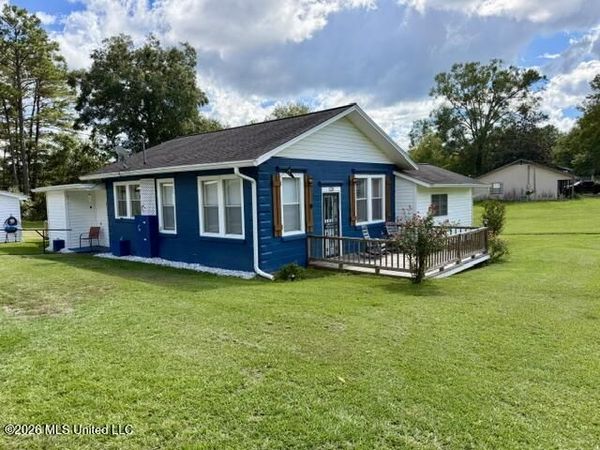 2134 Park Drive, McComb, MS 39648