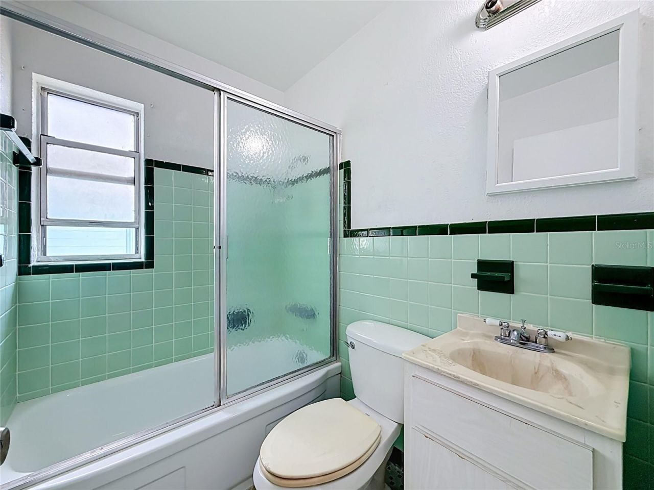 14975 1st Street E, Unit C, Madeira Beach, FL 33708 Photo