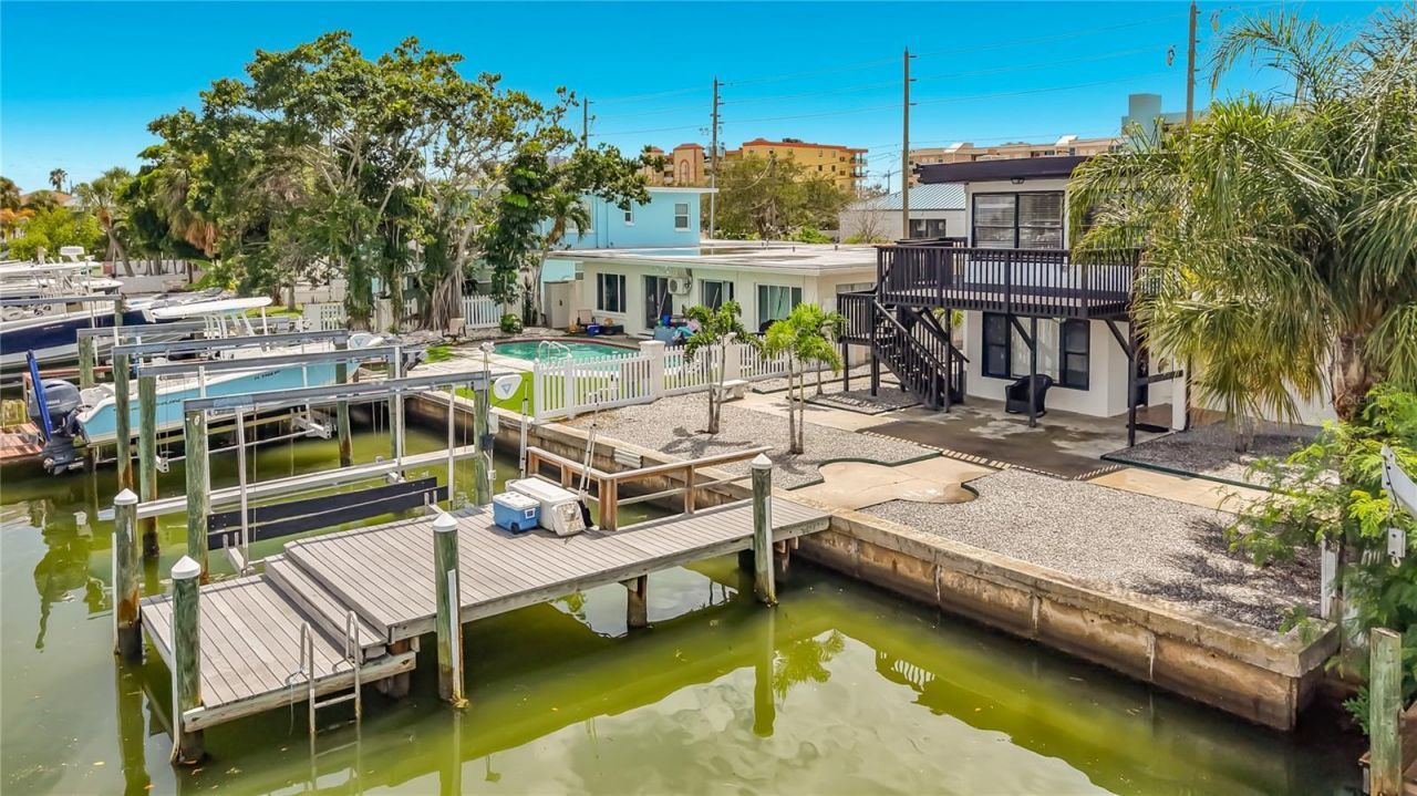 14975 1st Street E, Unit C, Madeira Beach, FL 33708 Photo