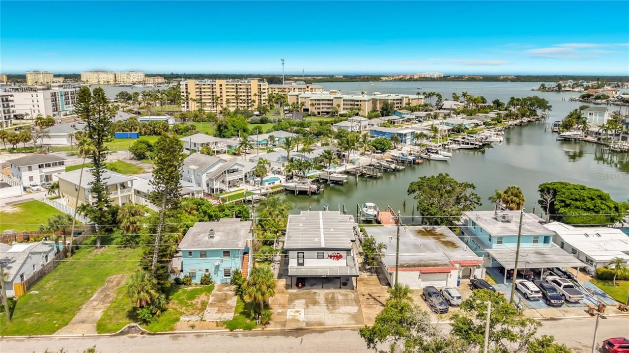 14975 1st Street E, Unit C, Madeira Beach, FL 33708 Photo