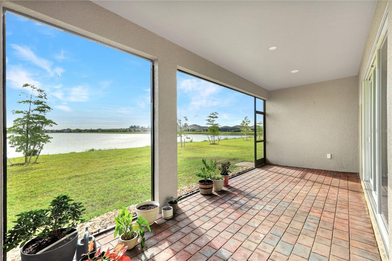 447 Spring Hill Lake Loop , Cape Coral, FL 33993 Photo