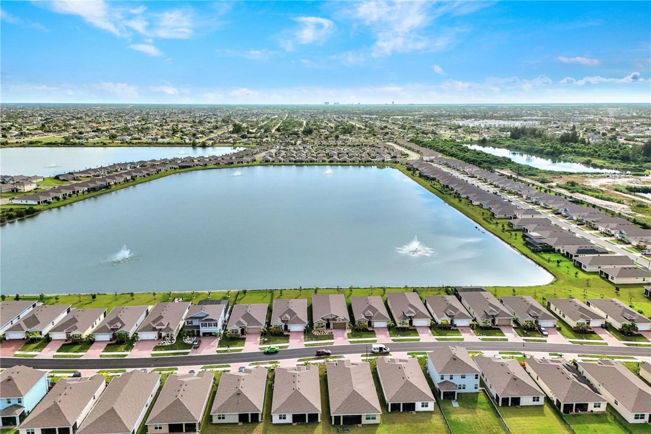 447 Spring Hill Lake Loop , Cape Coral, FL 33993 Photo