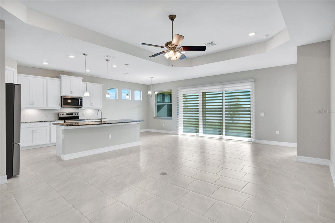 447 Spring Hill Lake Loop , Cape Coral, FL 33993 Photo