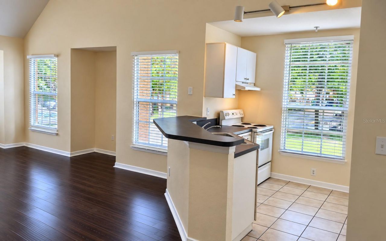 6344 Raleigh Street , Unit 1114, Orlando, FL 32835 Photo