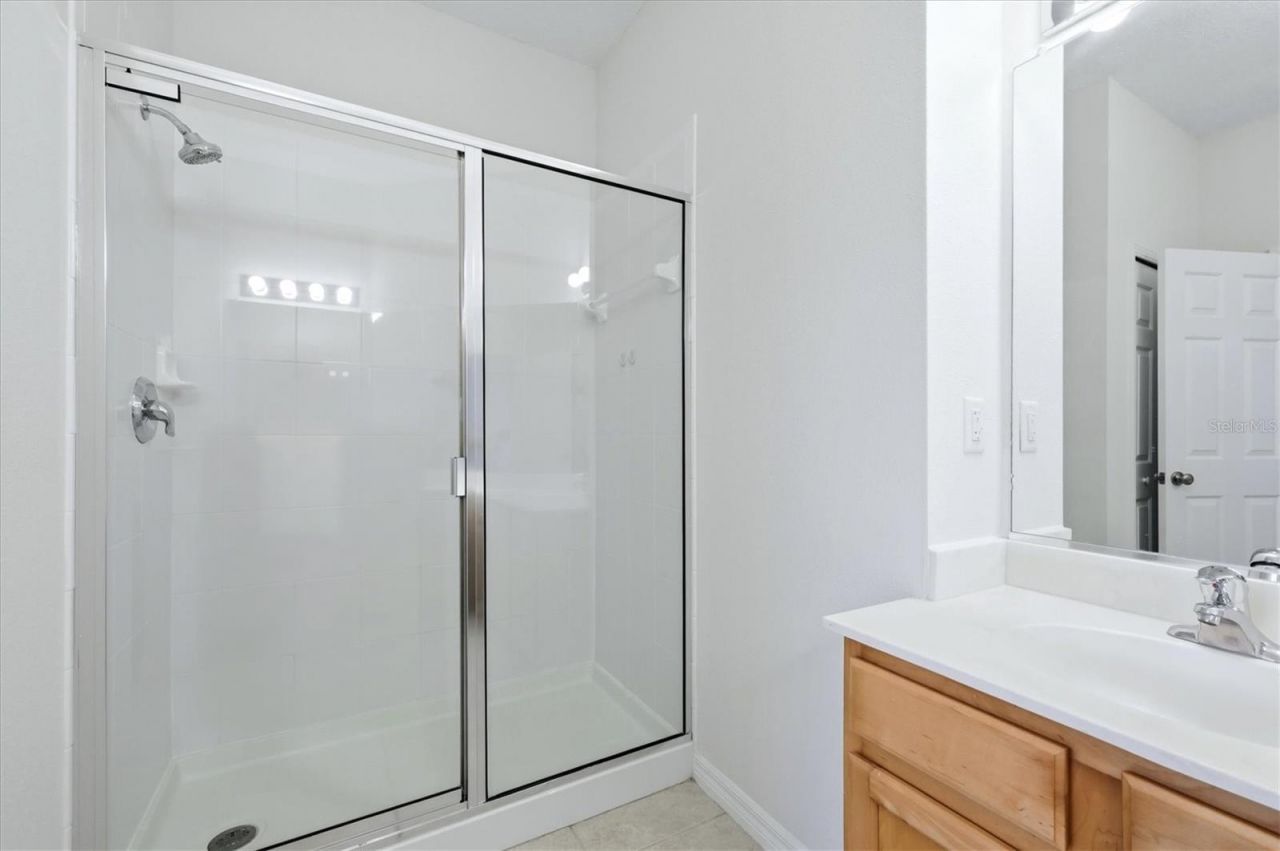 3750 Parkridge Circle, Unit 24-103, Sarasota, FL 34243 Photo