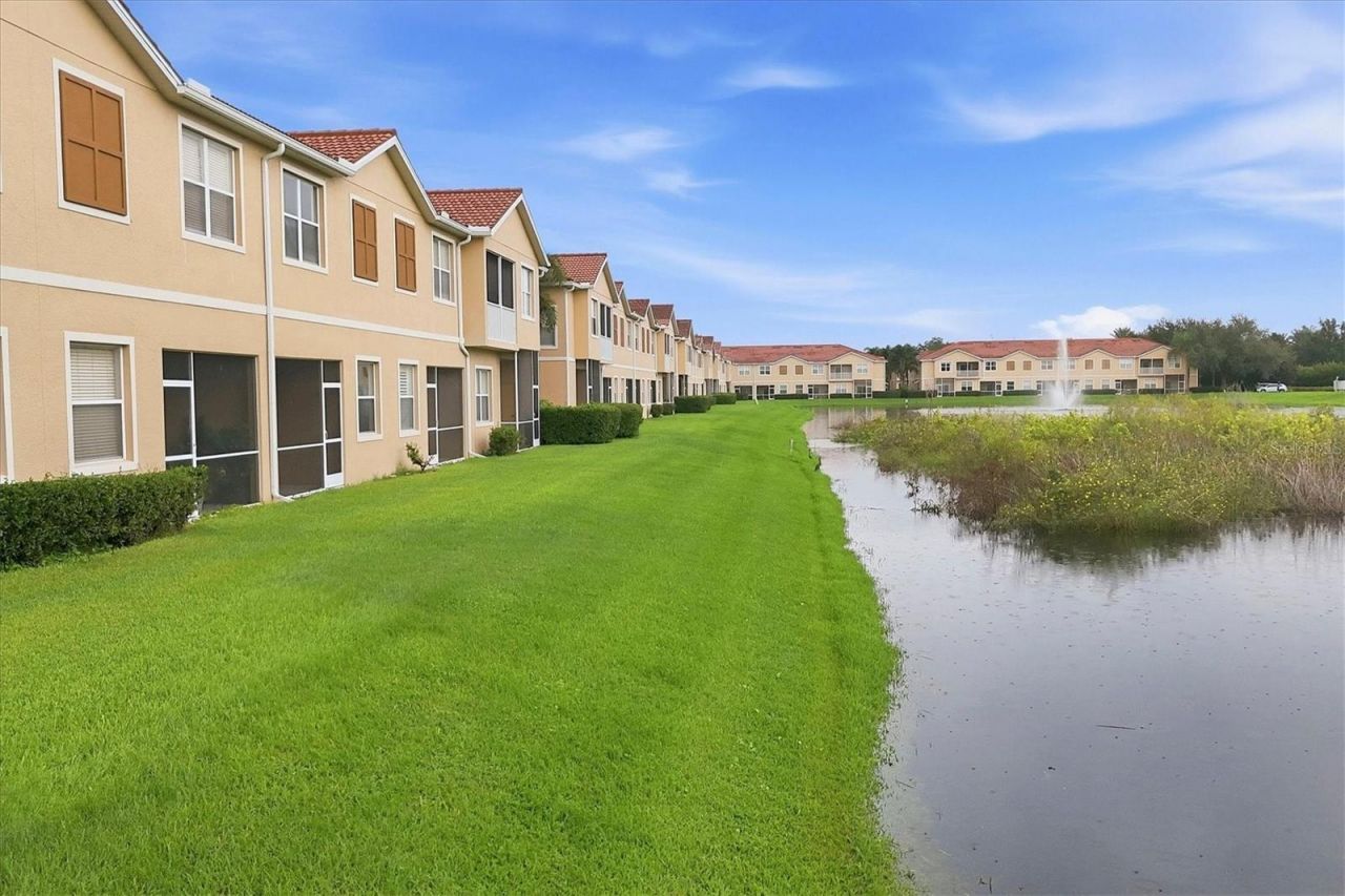 3750 Parkridge Circle, Unit 24-103, Sarasota, FL 34243 Photo