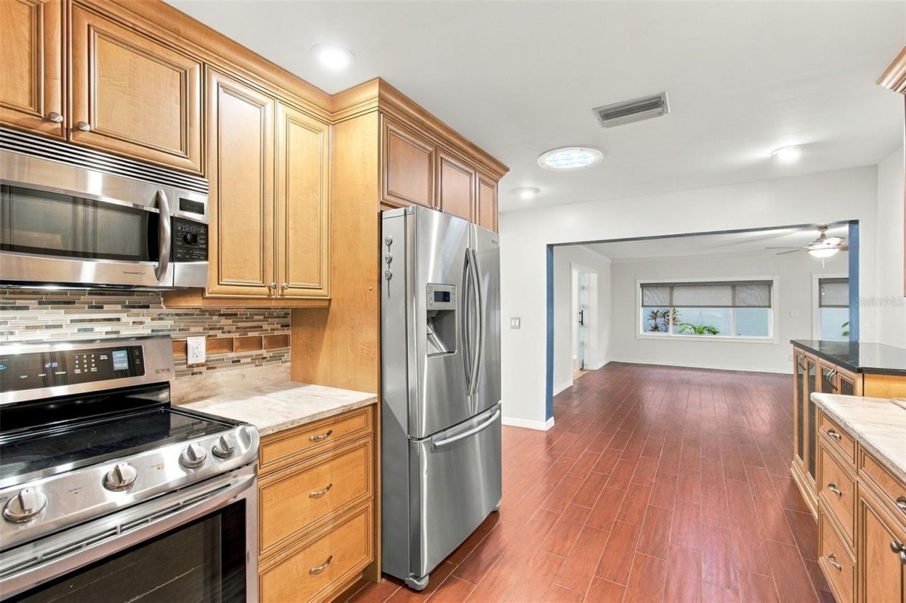 2254 Heron Cir, Clearwater, FL 33762 Photo