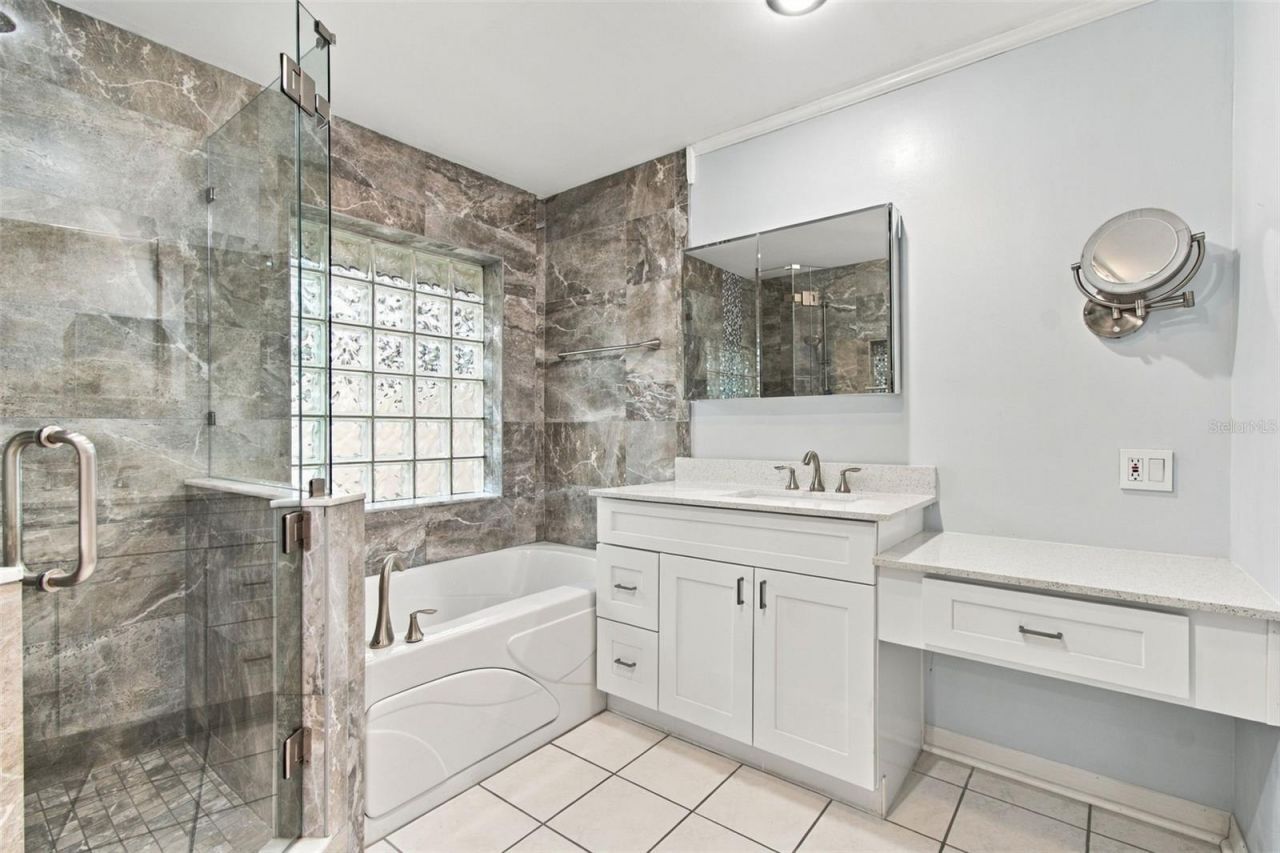 2254 Heron Cir, Clearwater, FL 33762 Photo