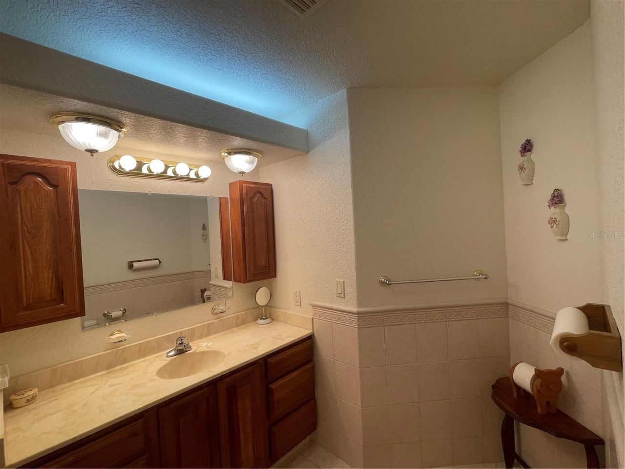 5422 Cyril Drive, Dade City, FL 33523 Photo