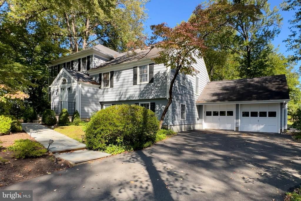 19 Pardoe Road, Princeton, NJ 08540 Main Photo