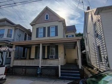 109 S PLEASANT STREET, HANOVER, PA 17331