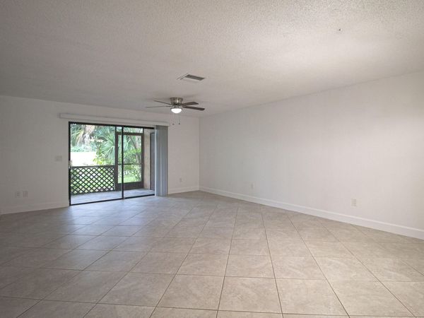 1303 Lakeview Drive E, Royal Palm Beach, FL 33411