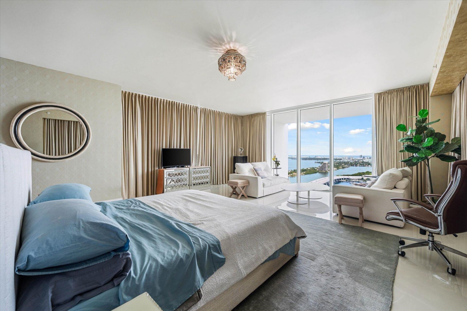 1040 Biscayne Boulevard, Unit 4202, Miami, FL 33132 Photo