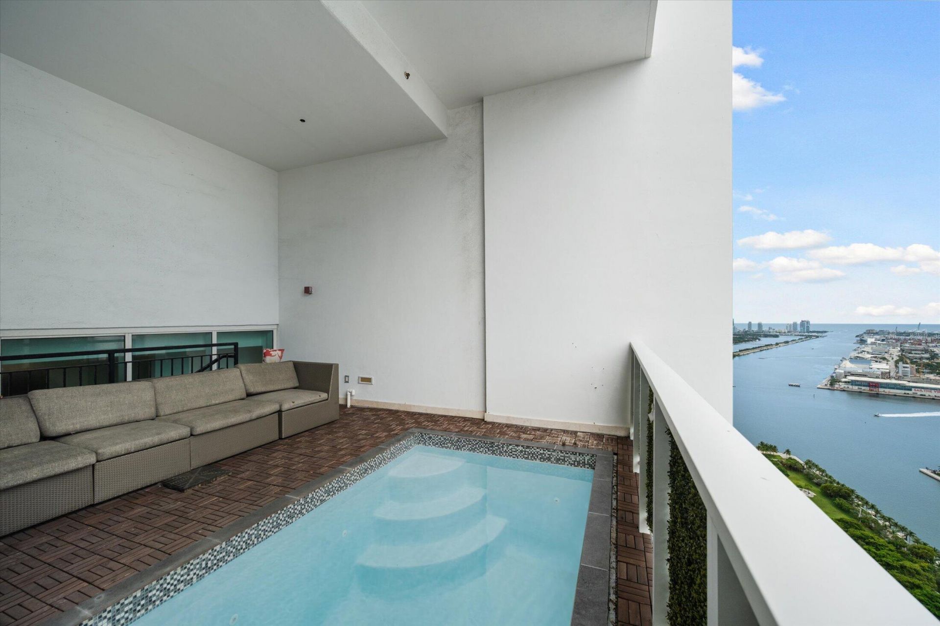 1040 Biscayne Boulevard, Unit 4202, Miami, FL 33132 Photo
