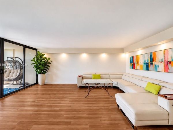 1901 N Ocean Blvd, Unit 3B, Fort Lauderdale, FL 33305