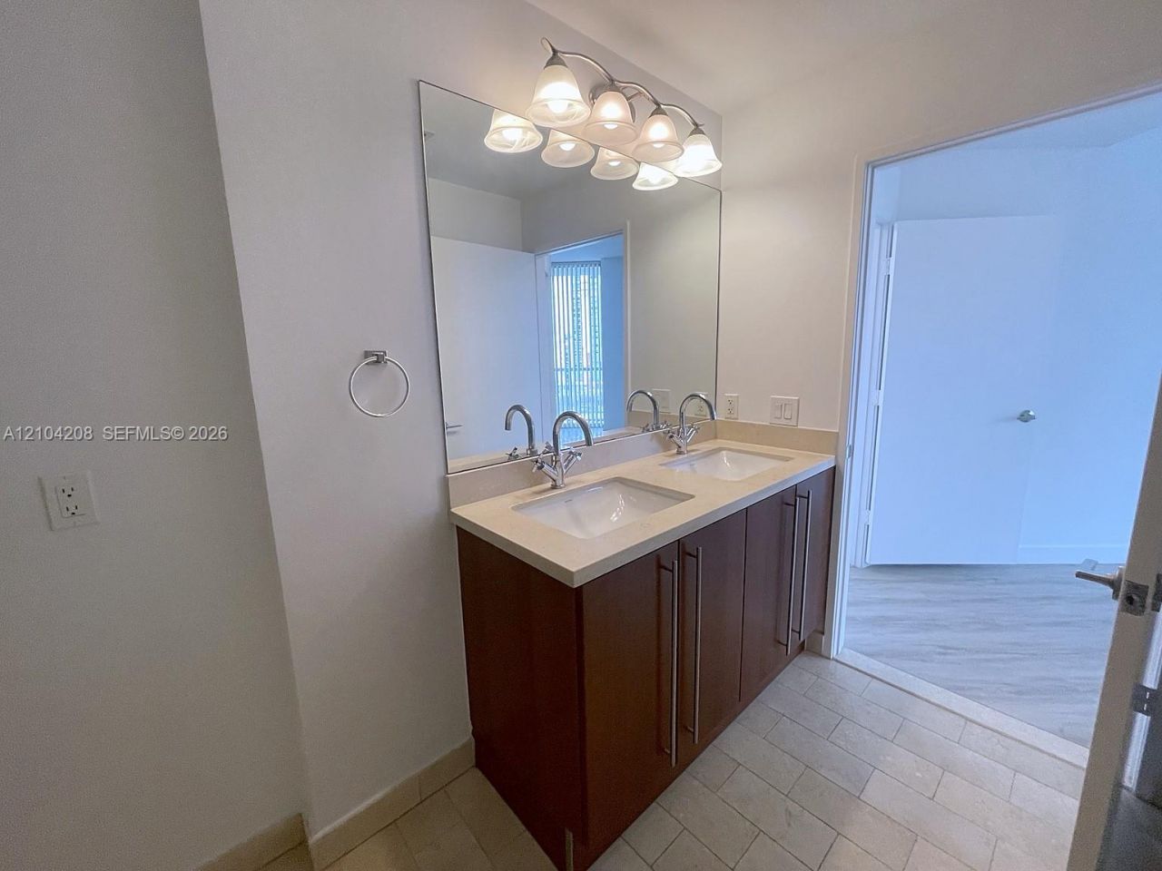 79 SW 12th St , Unit 1001-S, Miami, FL 33130 Photo