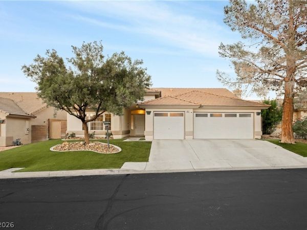 952 Wild West Drive , Henderson, NV 89002