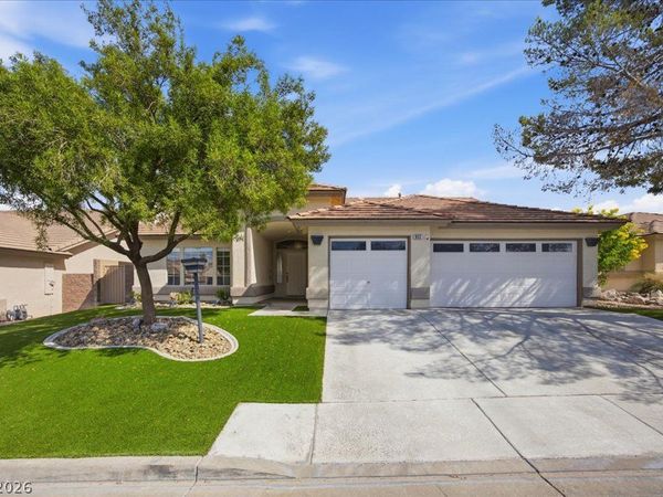 952 Wild West Drive , Henderson, NV 89002