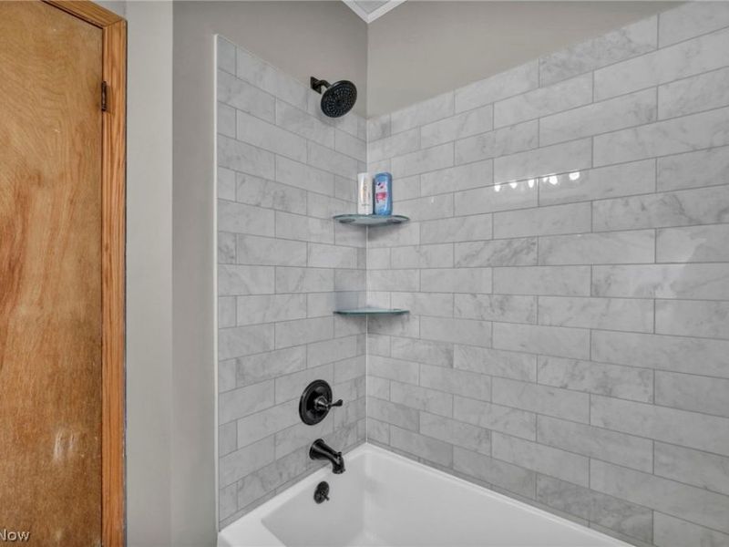 455 Birchwood Drive, Berea, OH 44017 Photo 14