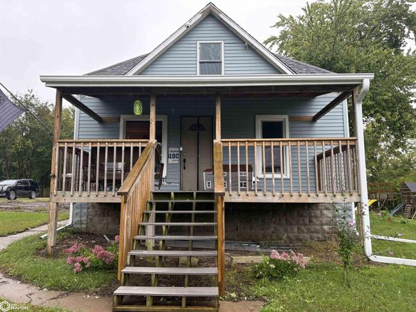 420 W Park, Ottumwa, IA 52501