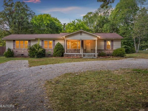 139 County Road 532 , Etowah, TN 37331