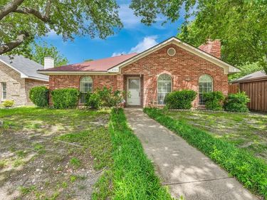 2325 Park Vista, Dallas, TX 75228