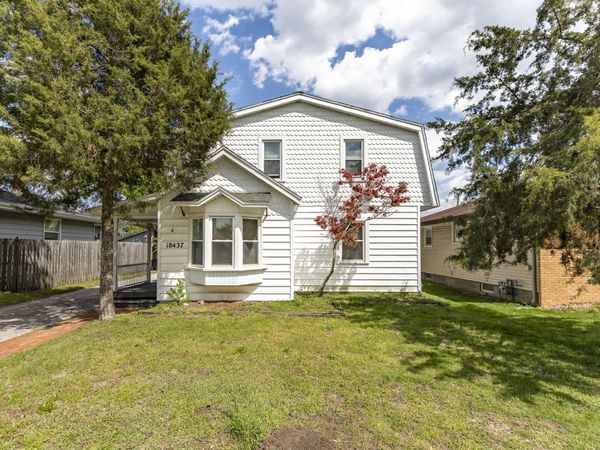 18437 Chicago Avenue , Lansing, IL 60438