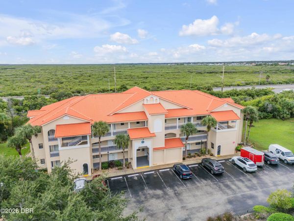466 Bouchelle Drive, Unit 303, New Smyrna Beach, FL 32169
