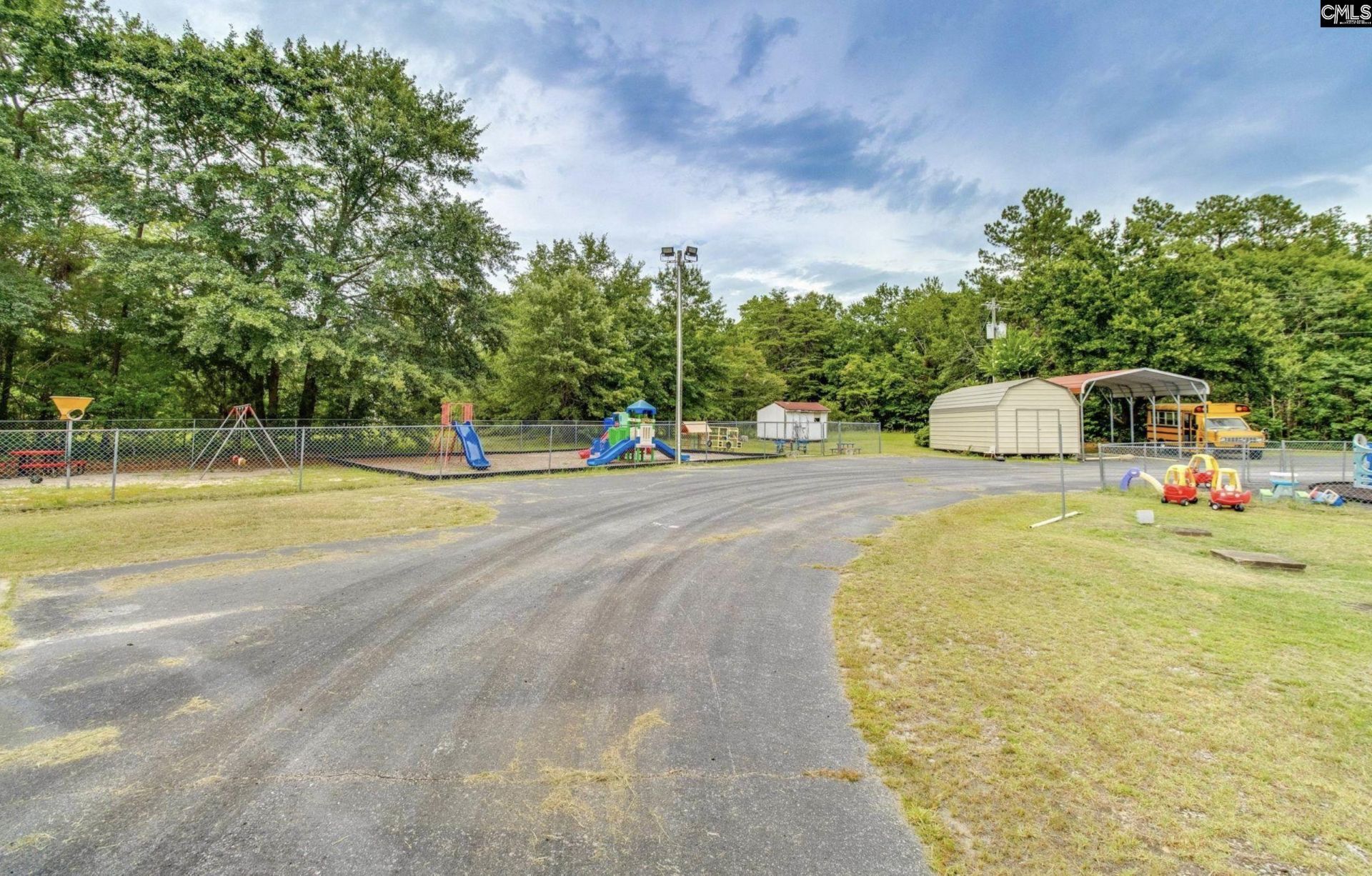 422 Blythewood Road Photo 17