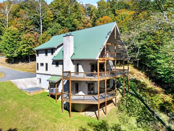 155 Mule Trail Drive , Bakersville, NC 28705