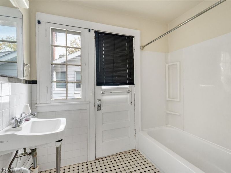 3328 Kildare Road, Cleveland Heights, OH 44118 Photo 18