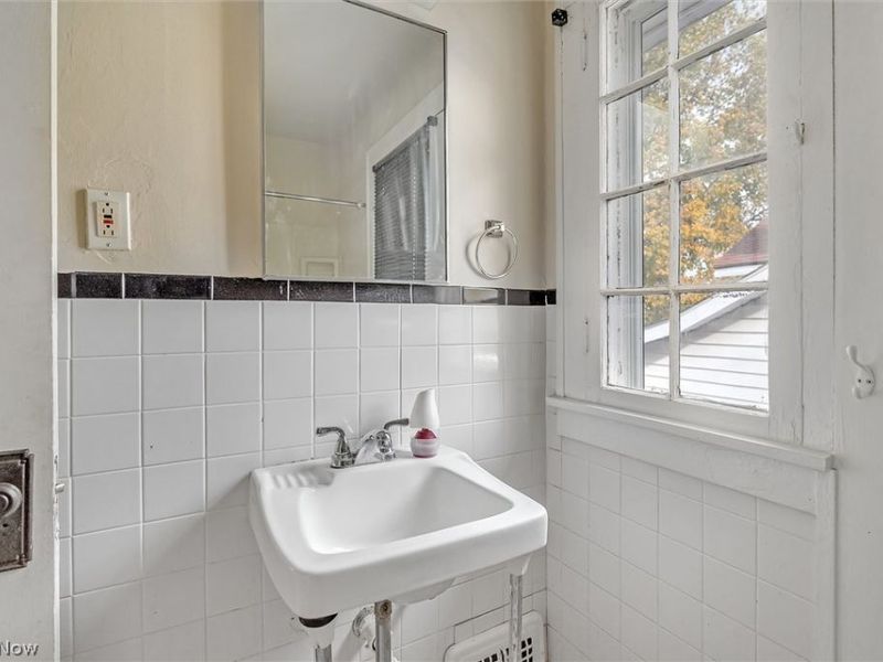 3328 Kildare Road, Cleveland Heights, OH 44118 Photo 19