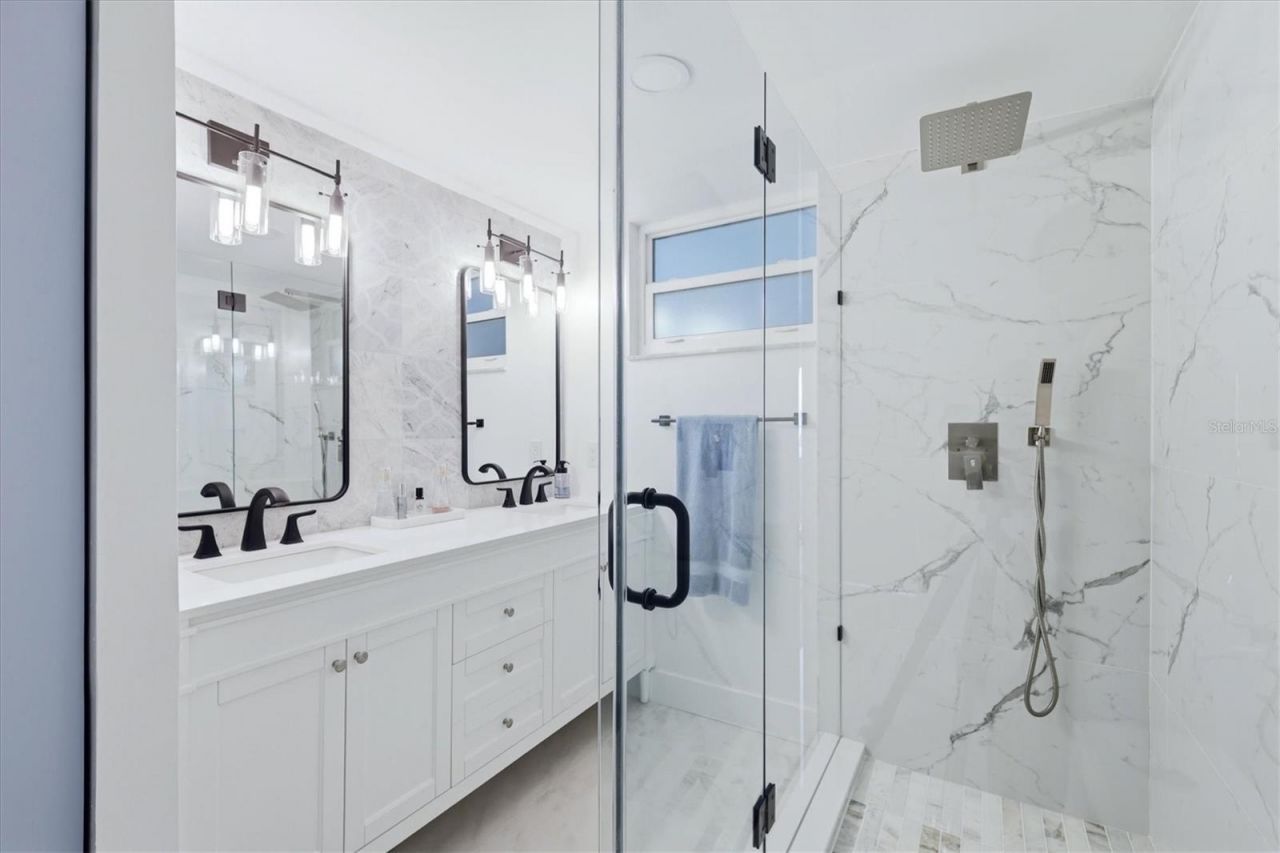 605 Sutton Place , Unit 101, Longboat Key, FL 34228 Photo