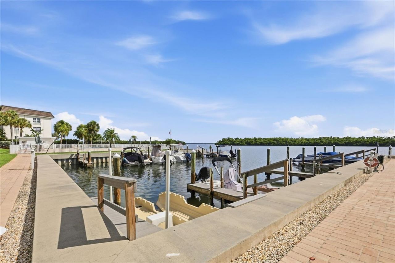 605 Sutton Place , Unit 101, Longboat Key, FL 34228 Photo