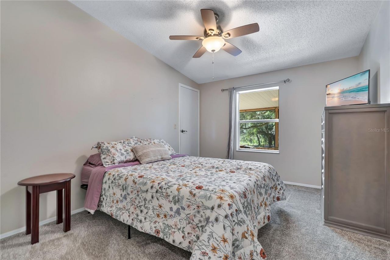 37820 Ridgecrest Lane, Lady Lake, FL 32159 Photo