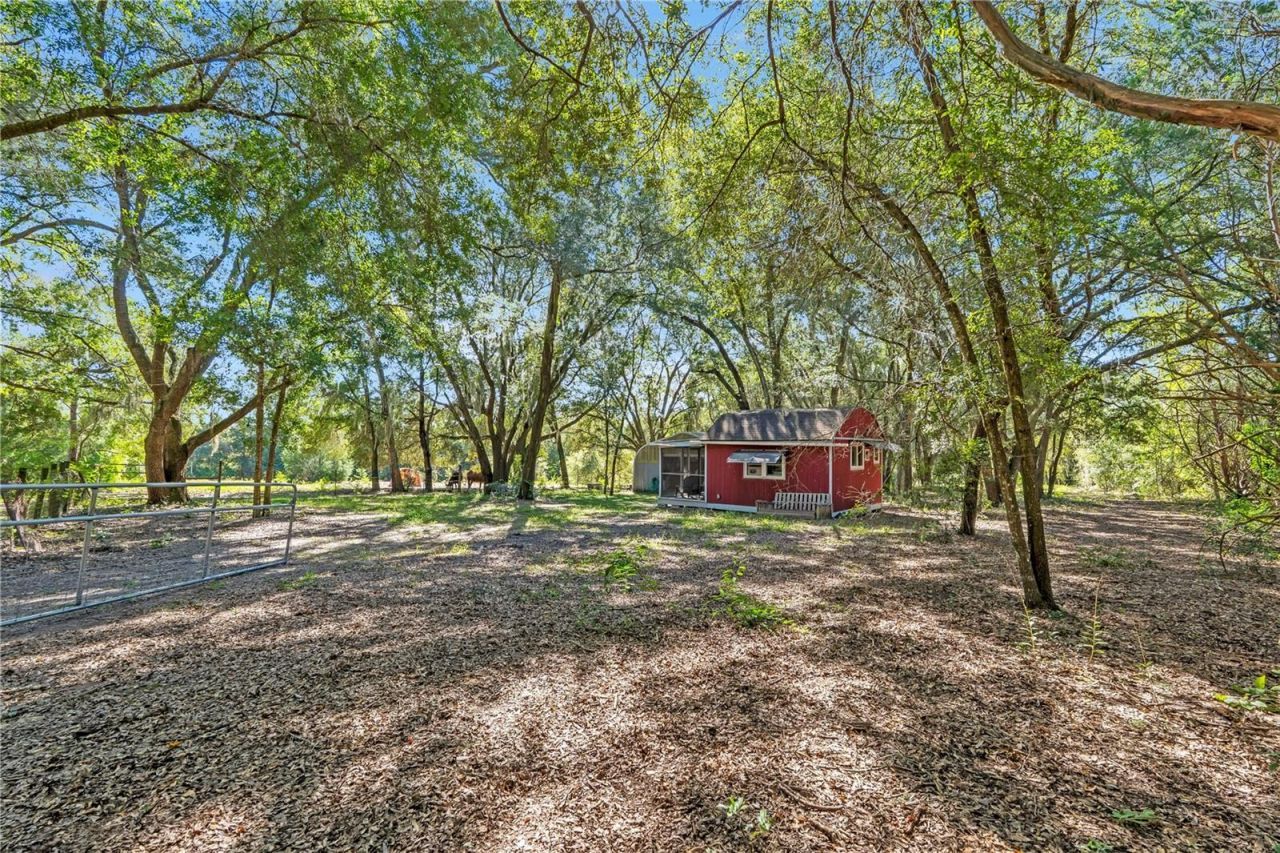 37820 Ridgecrest Lane, Lady Lake, FL 32159 Photo