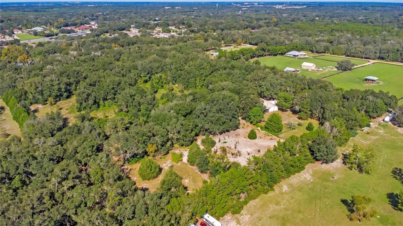 37820 Ridgecrest Lane, Lady Lake, FL 32159 Photo