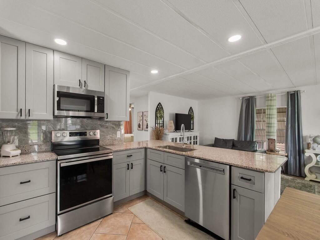 187 W Caribbean, Port Saint Lucie, FL 34952 Photo