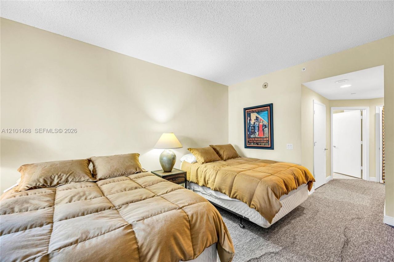 21050 Point Pl , Unit 502, Aventura, FL 33180 Photo