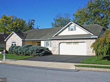 555 BLOSSOM TRL TRAIL, MOUNT JOY, PA 17552