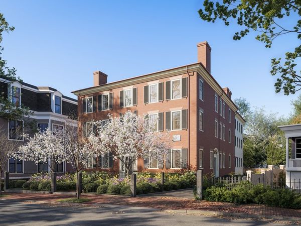 105 State Street, Unit 201, Newburyport, MA 01950