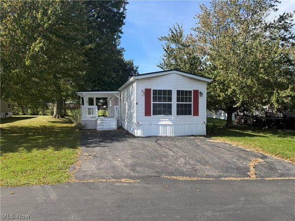9 Ledgewood road , Mansfield, OH 44905