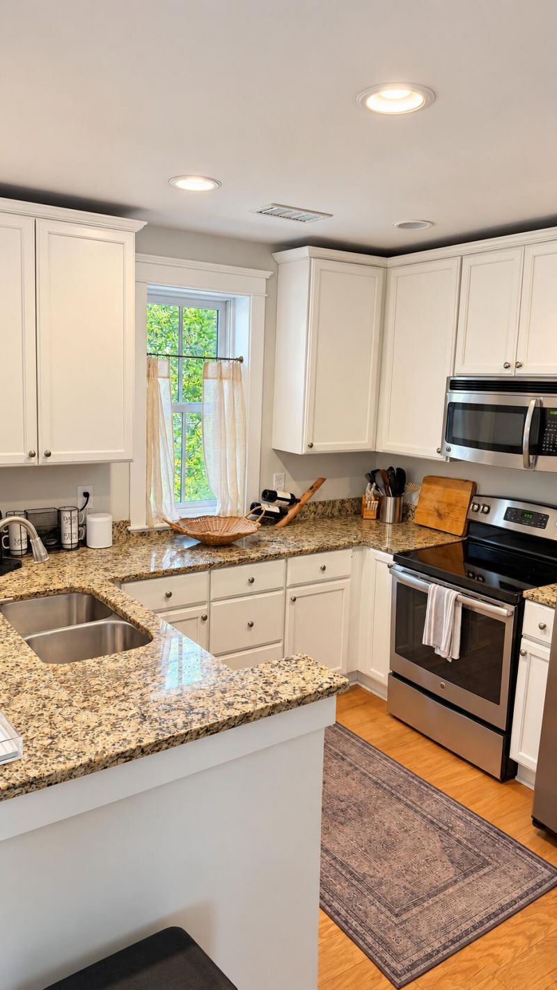 708 S Shelmore Photo 5