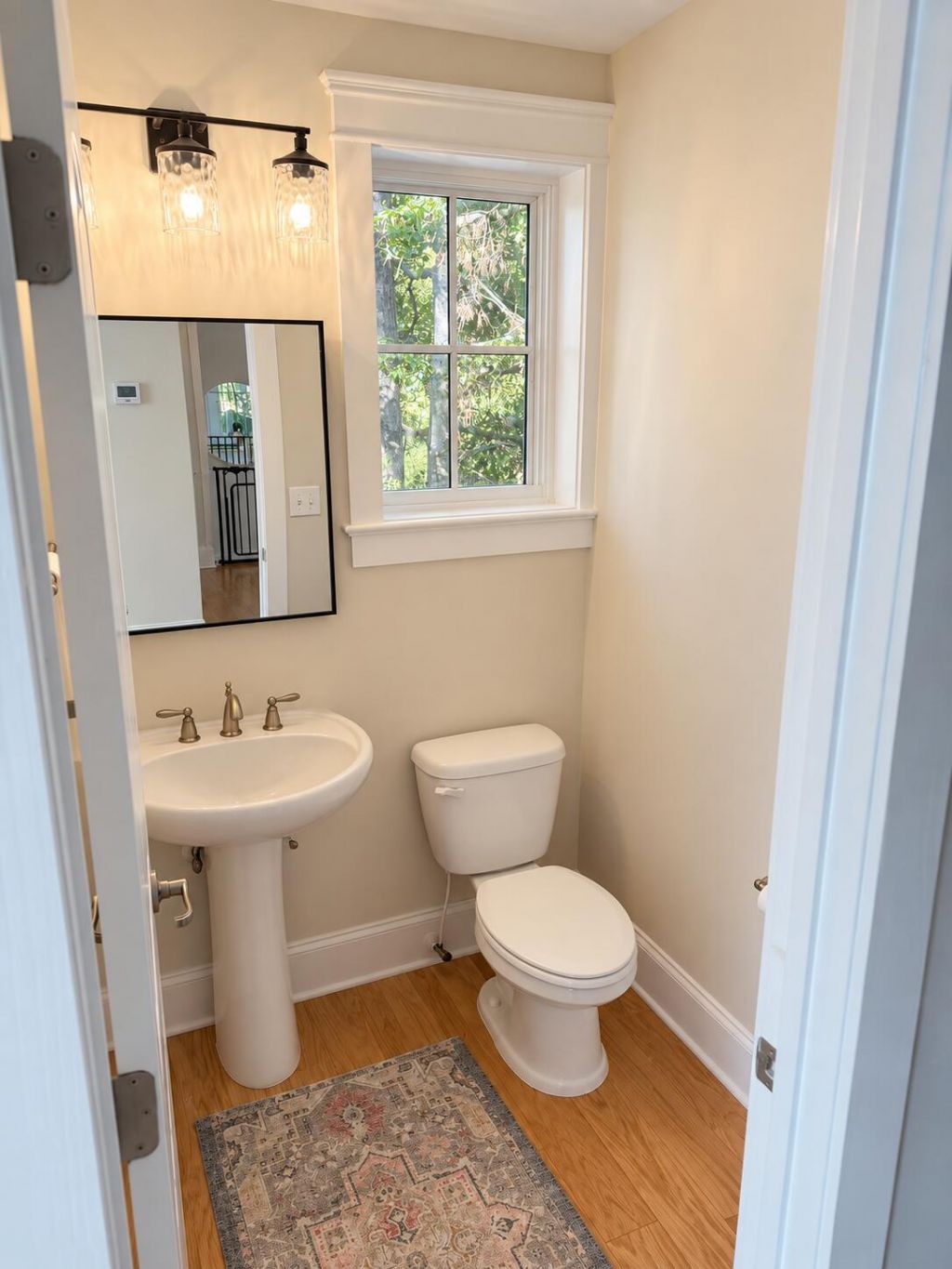 708 S Shelmore Photo 9