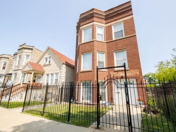 4702 W Fulton Street, Unit 2, Chicago, IL 60644